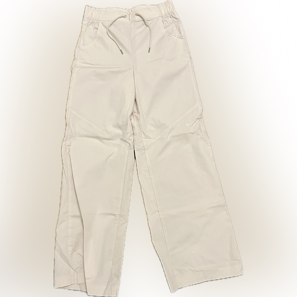 Nike Women’s Windbreaker Pants